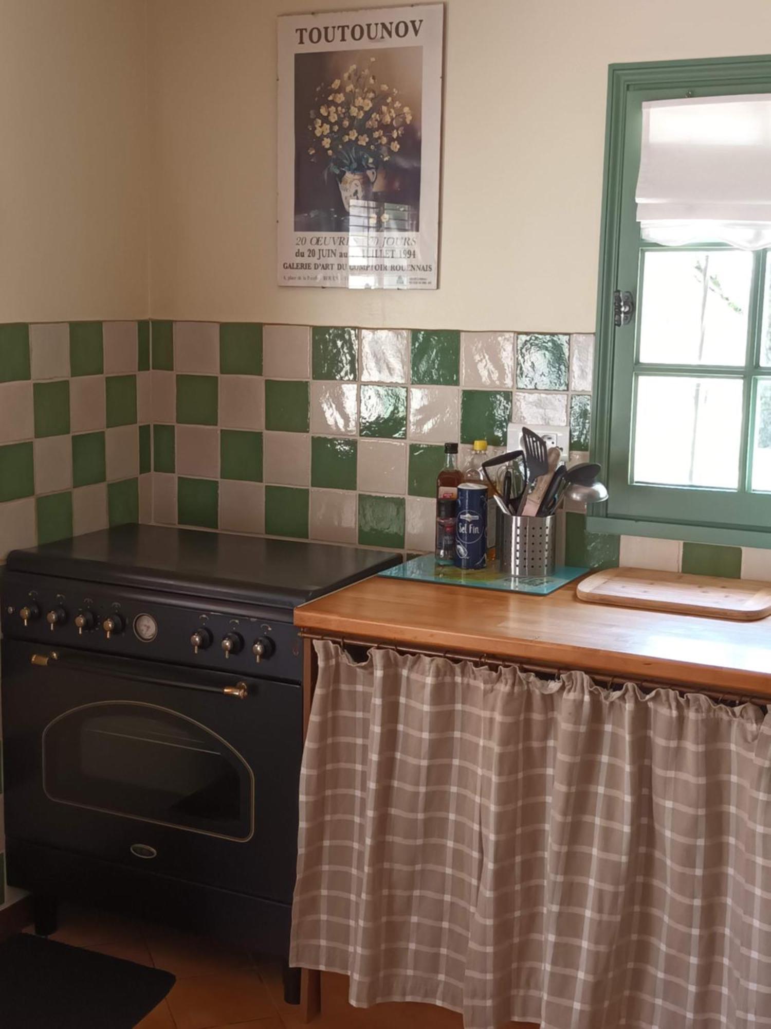 Le Logis Du Pressoir Self Catering Gites In Beautiful 18Th Century Estate In The Heart Of The Loire Valley With Heated Pool And Extensive Grounds. Les Bois-d'Anjou Quarto foto